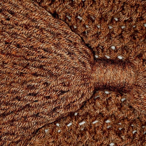 Handmande Knit Turban Headband - Picture 4 of 6